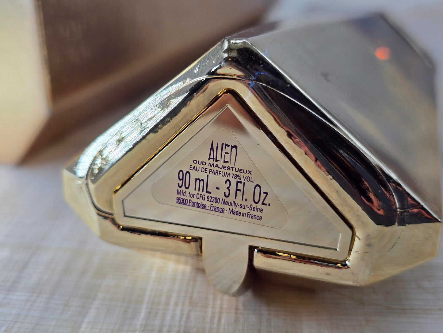 Alien Oud Majestueux Mugler for women EDP Spray 90 ml 3 oz, Vintage, Rare