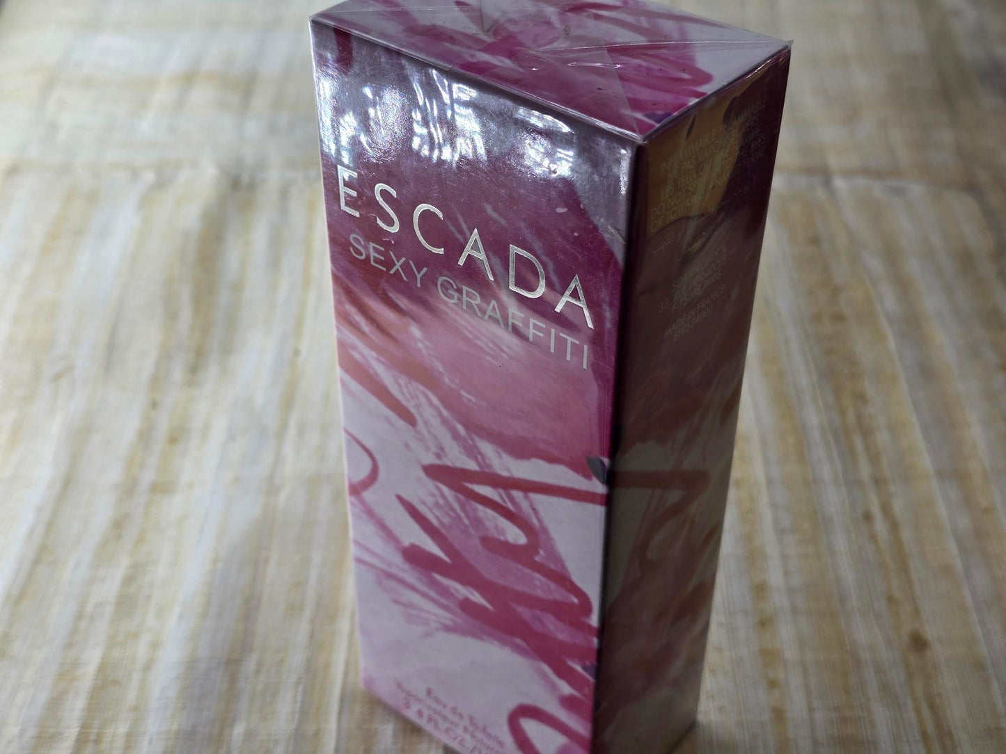 Sexy Graffiti Escada for women EDT Spray 100 ml 3.4 oz, Vintage, Rare, Sealed