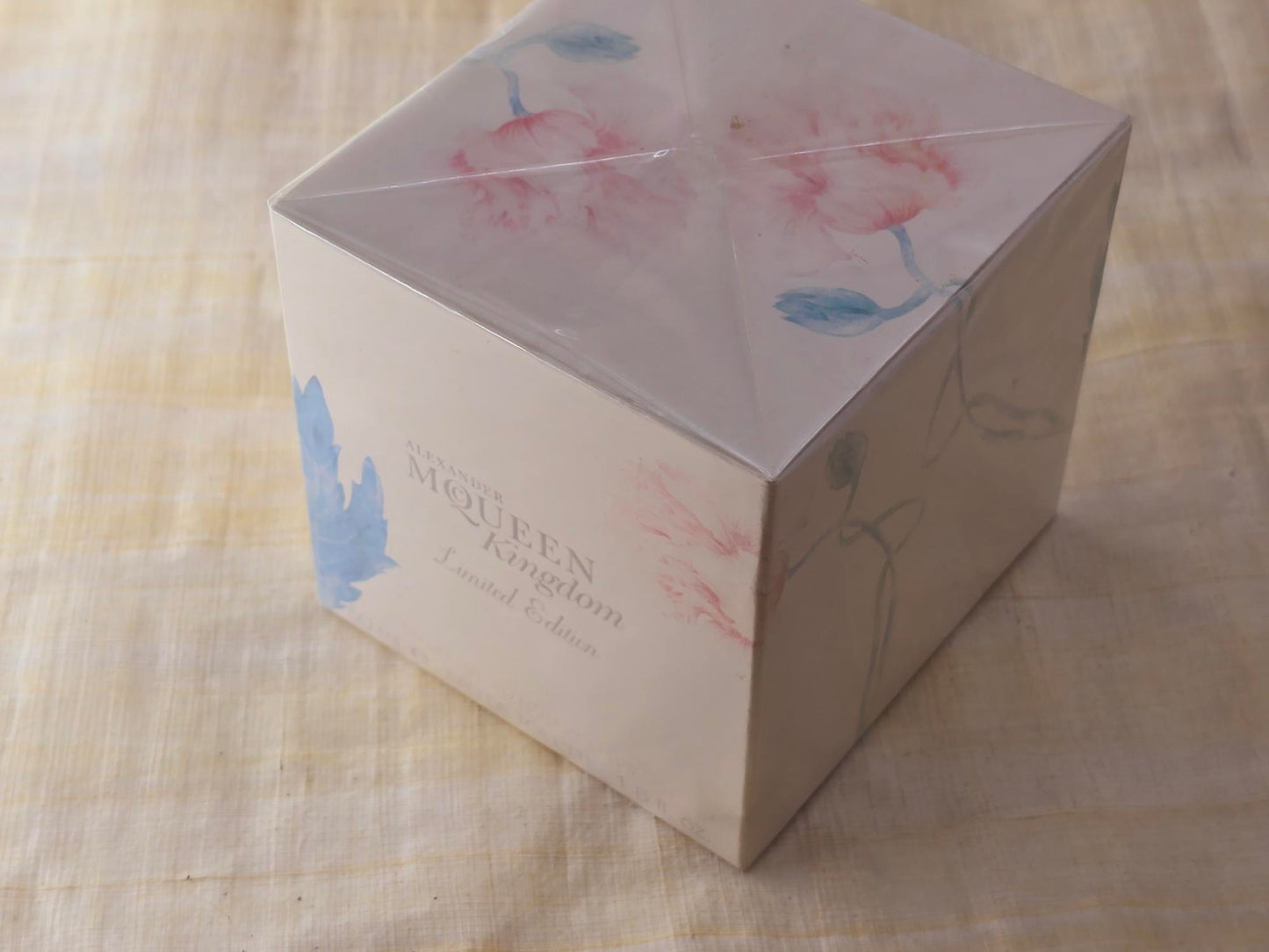 Kingdom Limited Edition 2004 Alexander McQueen for women EDT Spray 50 ml 1.7 oz, Rare, Vintage, Sealed