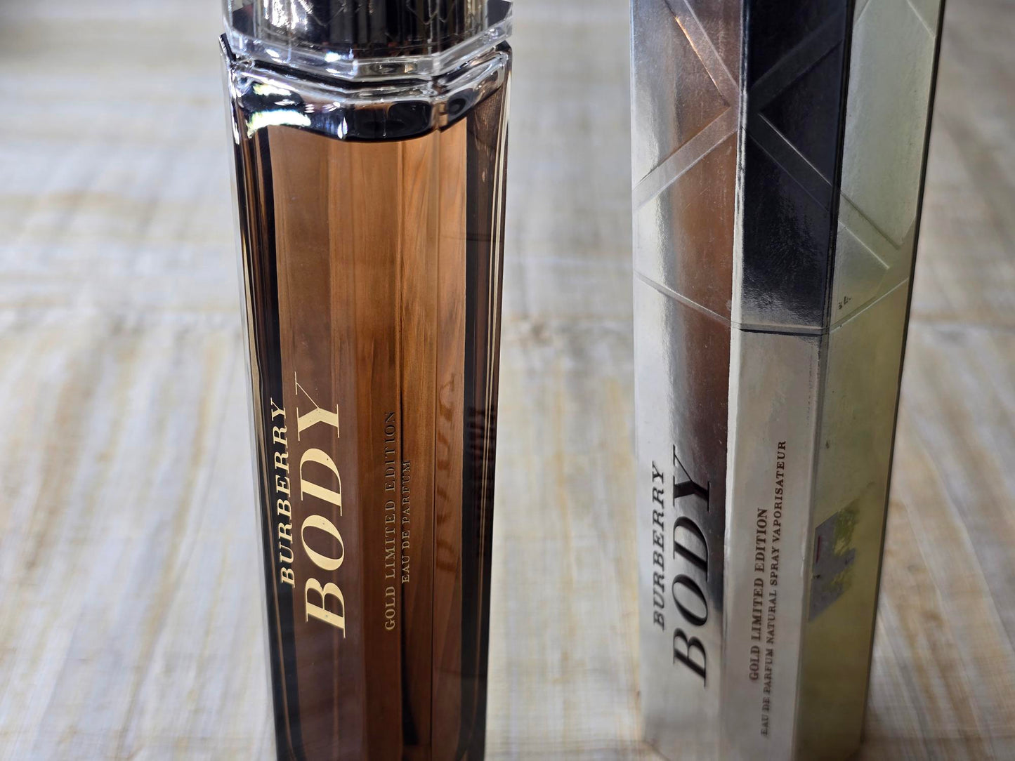 Burberry Body Gold Limited Edition for women EDP Spray 85 ml 2.8 oz, Vintage, Rare, As Pics