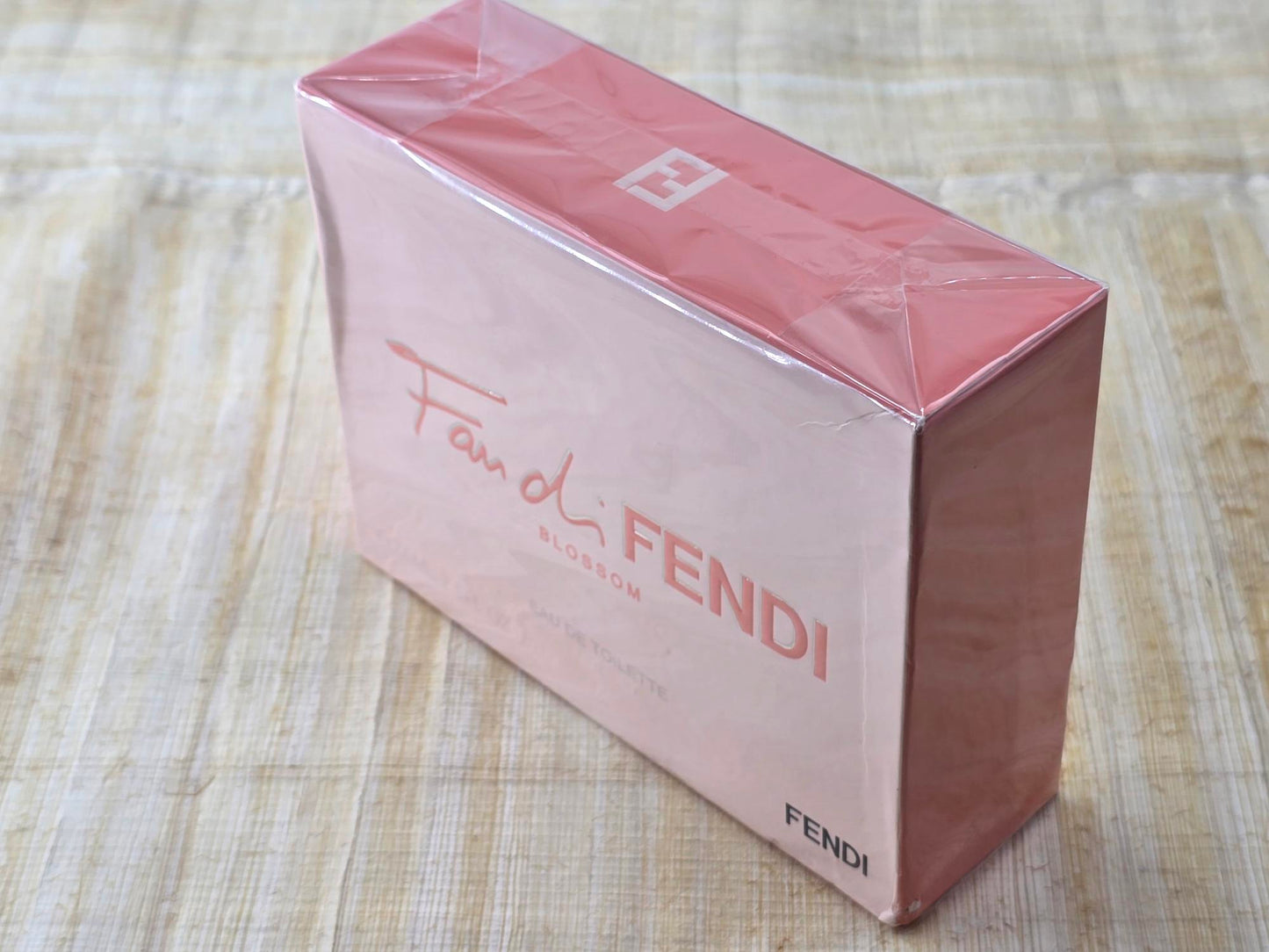 Fan di Fendi Blossom Fendi for women EDT Spray 75 ml 2.5 oz, Rare, Vintage, Sealed