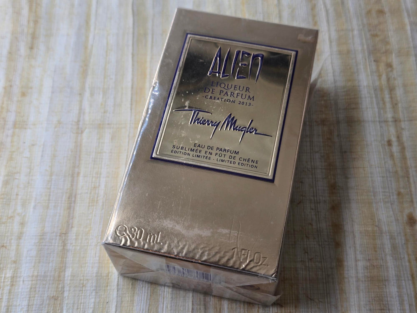 Alien Liqueur de Parfum Mugler for women EDP Spray 30 ml 1 oz, Vintage, Rare, Sealed