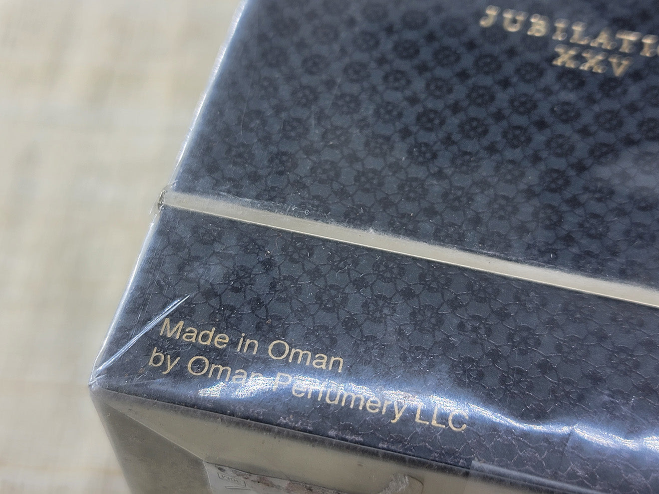 Jubilation XXV Man Amouage for men EDP Spray 100 ml 3.4 oz OR 50 ml 1.7 oz, Oman Vintage White Non-magnetic Cap, Rare