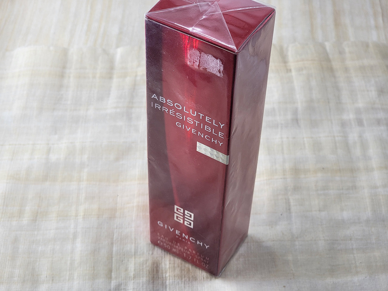 Absolutely Irresistible Givenchy for women EDP Spray 75 ml 2.5 oz, Vintage, Rare, Sealed