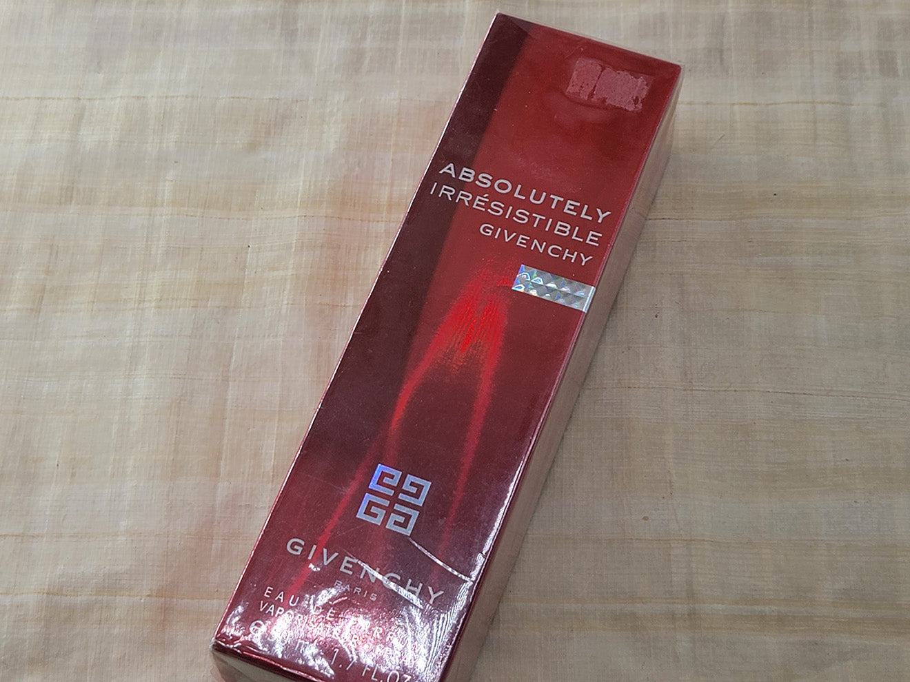 Absolutely Irresistible Givenchy for women EDP Spray 75 ml 2.5 oz, Vintage, Rare, Sealed
