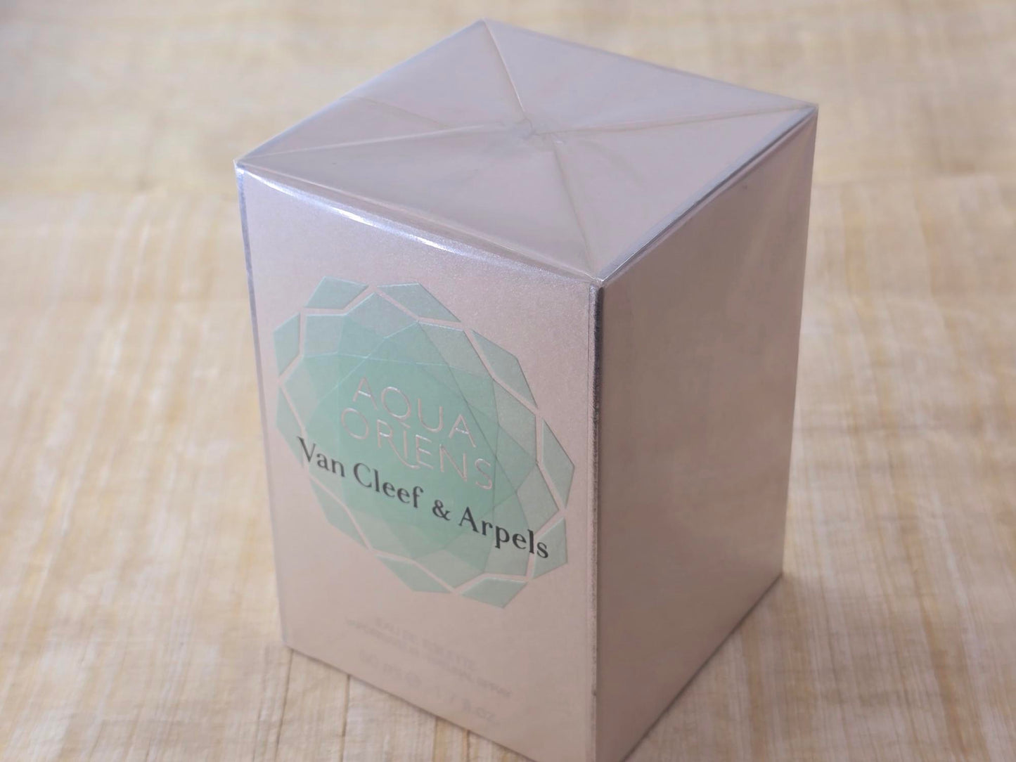 Aqua Oriens Van Cleef & Arpels for women EDT Spray 50 ml 1.7 oz, Vintage, Rare, Sealed