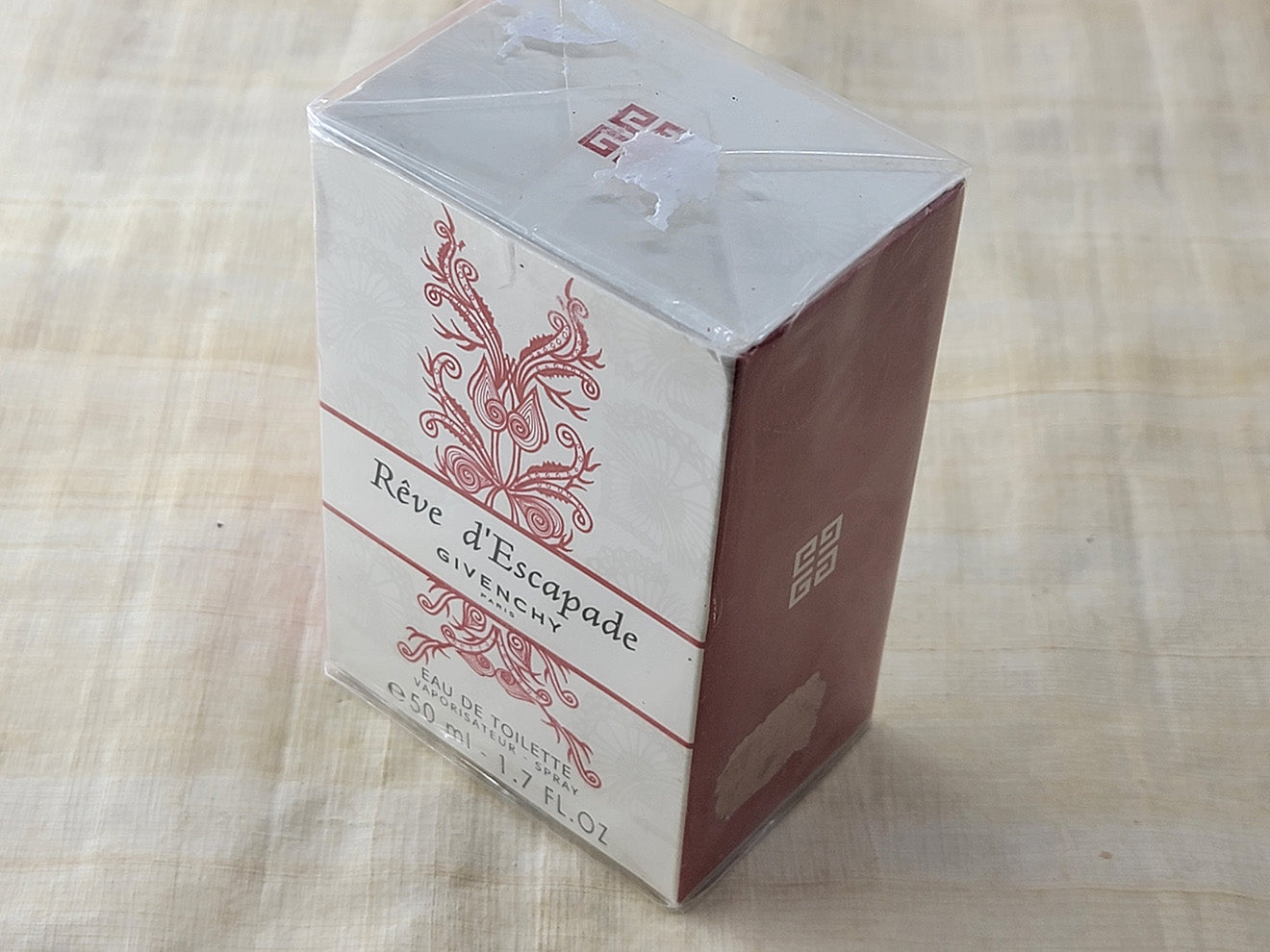 Reve d'Escapade Givenchy for women EDT Spray 50 ml 1.7 oz, Rare, Vintage, Sealed