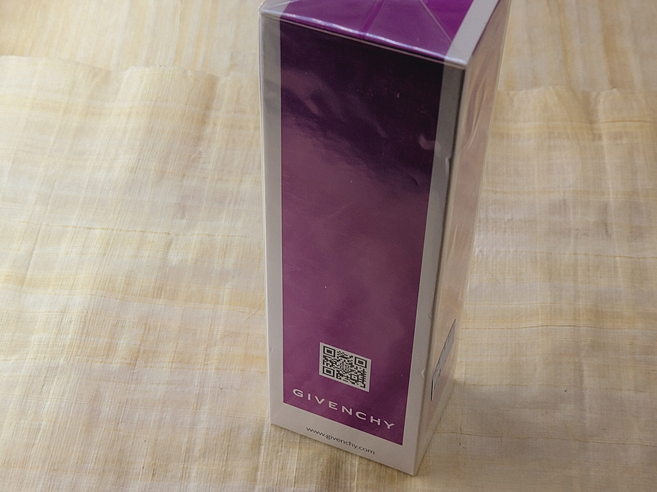 Very Irresistible Eau de Parfum Givenchy for women EDP Spray 75 ml 2.5 oz, Vintage, Rare, Sealed