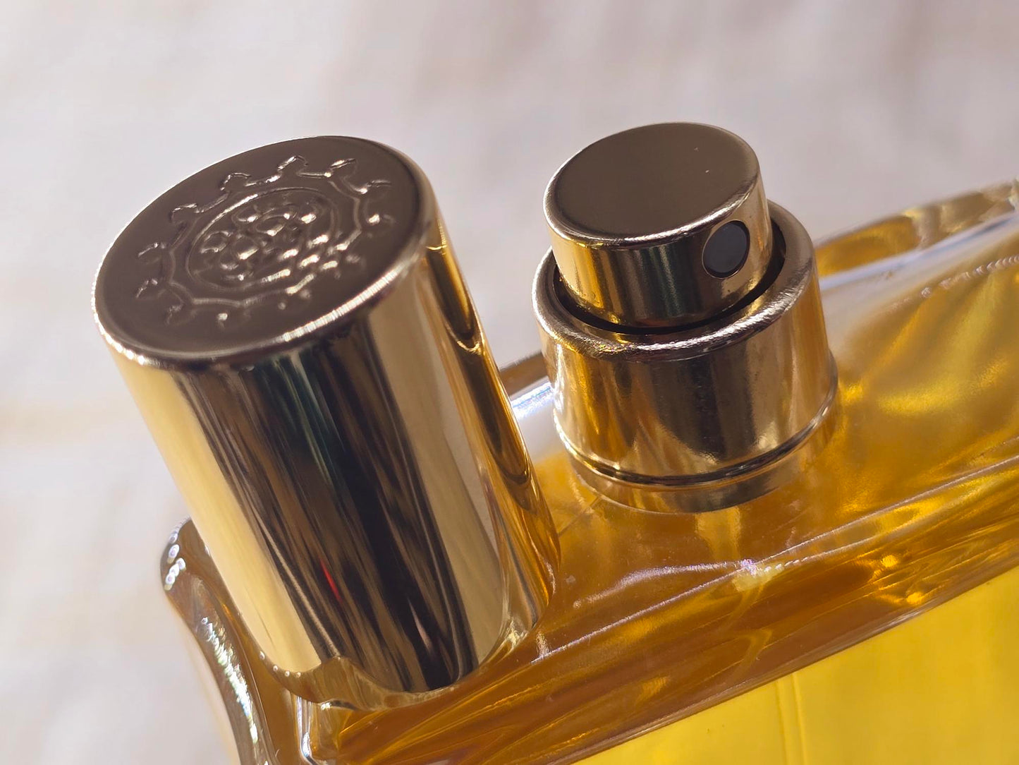 Jubilation XXV Man Amouage for men EDP Spray 100 ml 3.4 oz OR 50 ml 1.7 oz, Oman Vintage White Non-magnetic Cap, Rare