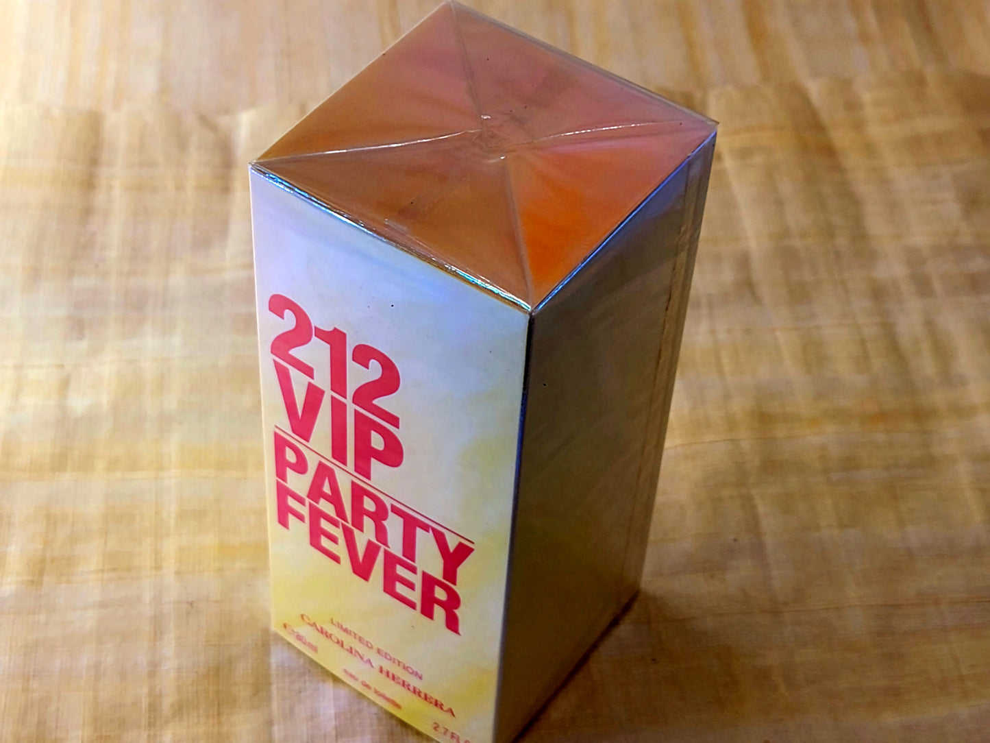212 VIP Party Fever Carolina Herrera for women EDT Spray 80 ml 2.7 oz, Vintage, Rare, Sealed
