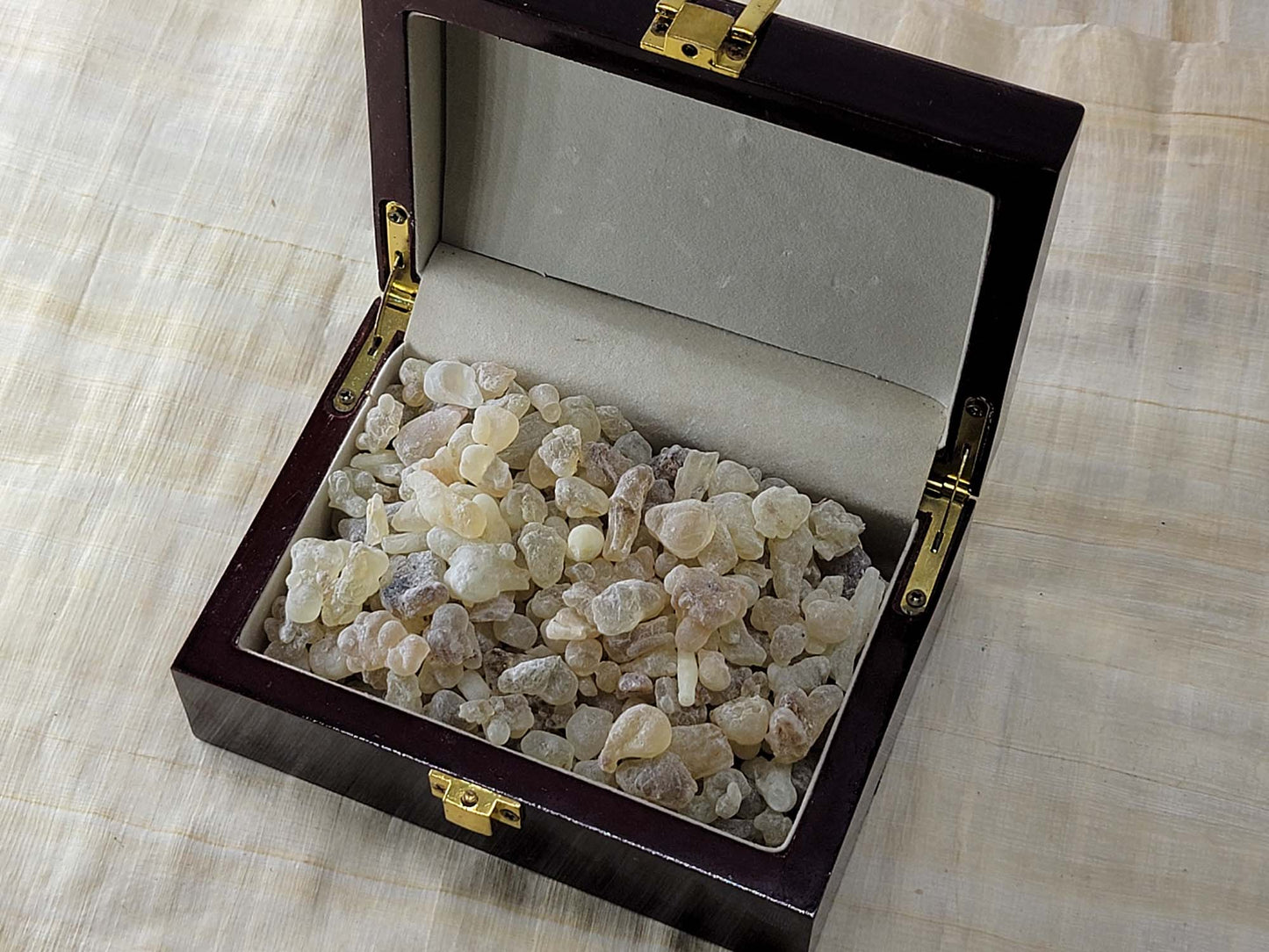Organic Hojari Frankincense for Home Incense Omani Small Pieces 200 g Or 500 g Or 1 Kilo
