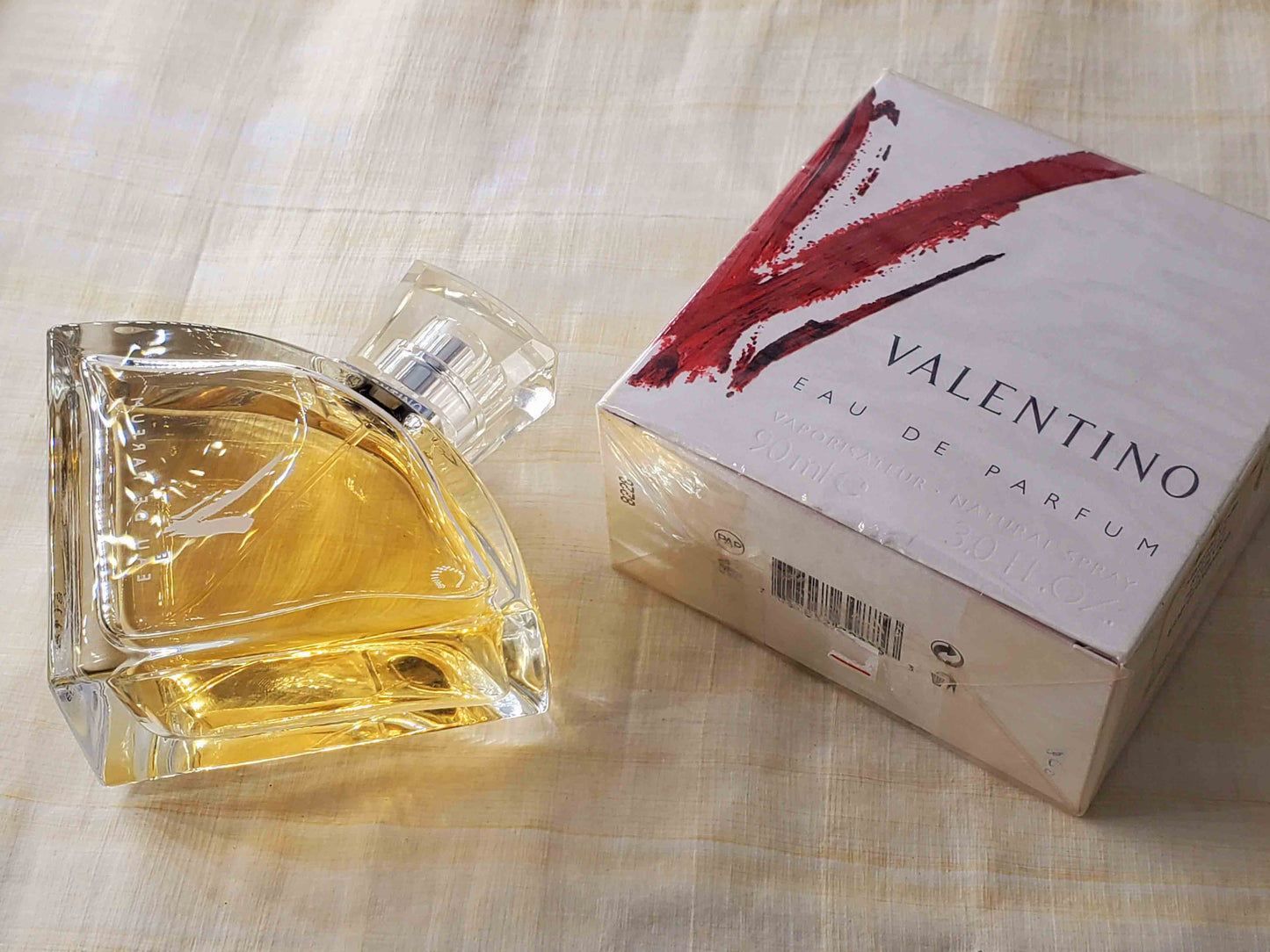 Valentino V Pour Femme EDP Spray 90 ml 3 oz OR 50 ml 1.7 oz OR 30 ml 1 oz, Vintage, Rare, Sealed