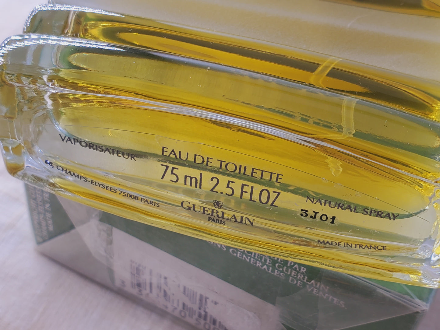 Guerlain Vetiver for men EDT Spray 75 ml 2.5 oz, Vintage 2000's Version, Sealed