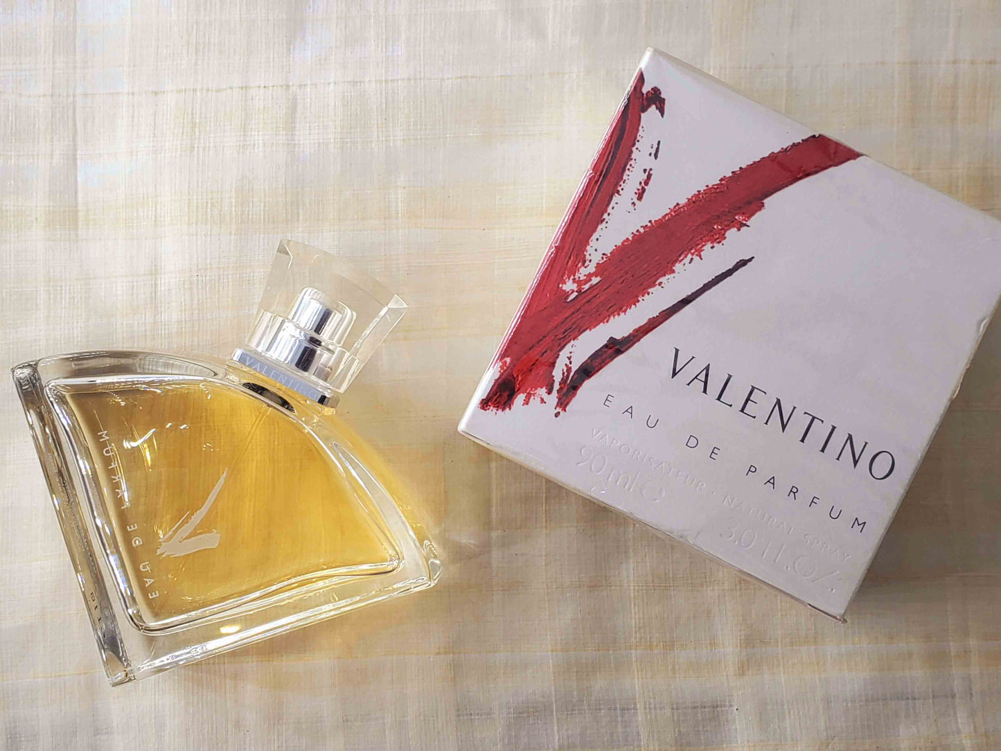 Valentino V Pour Femme EDP Spray 90 ml 3 oz OR 50 ml 1.7 oz OR 30 ml 1 oz, Vintage, Rare, Sealed