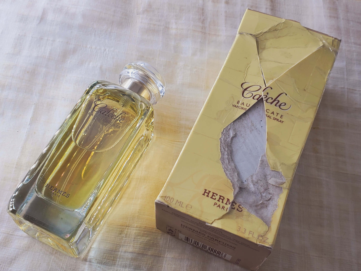 Caleche Eau Delicate Hermes for women EDT Spray 100 ml 3.4 oz, Vintage, Rare, Same Photos, Slightly damaged box
