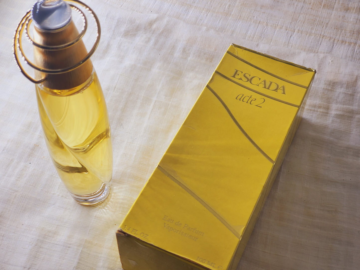 Escada Acte 2 for women EDP Spray 100 ml 3.4 oz, Vintage, Rare