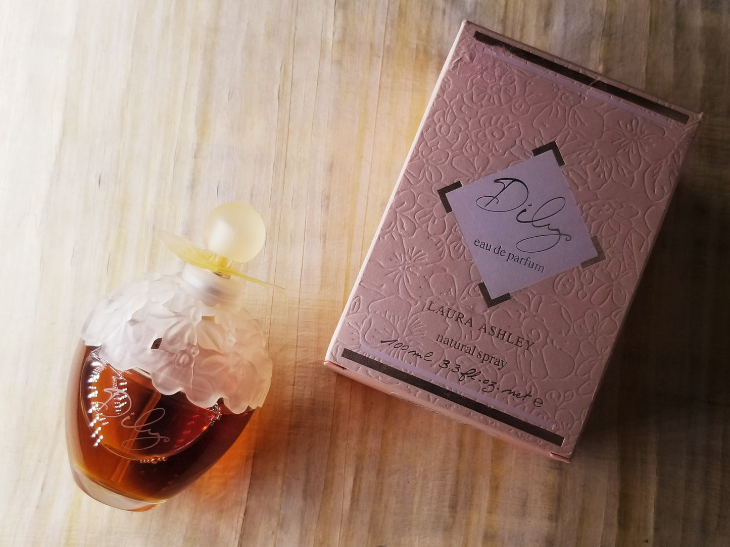 Dilys Laura Ashley for women EDP Spray 100 ml 3.4 oz OR 50 ml 1.7 oz, Vintage, Rare, Same as pic