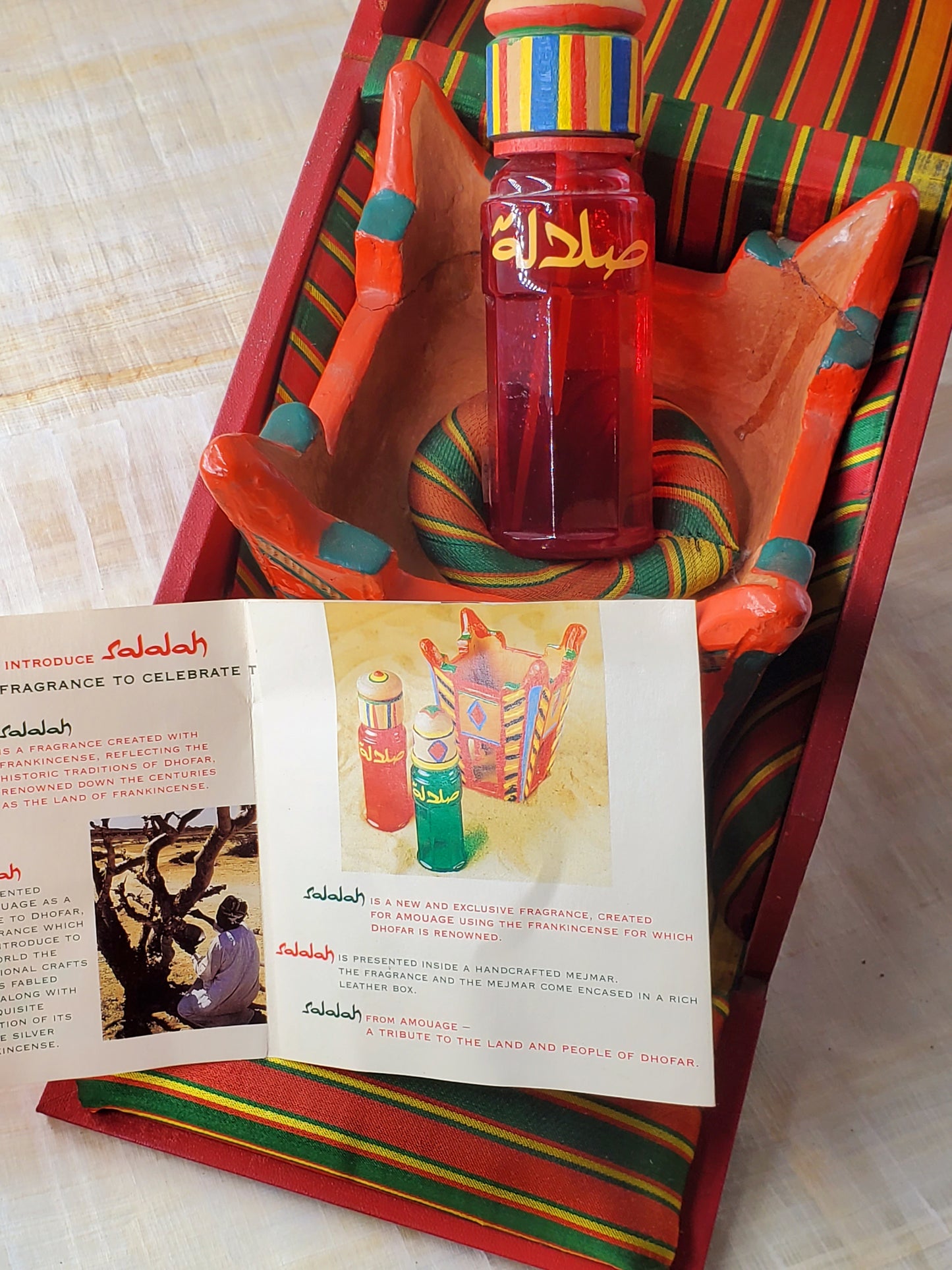 Salalah Amouage Unisex EDP Spray 50 ml + Mejmars + Vintage Box 2 kg, As pic