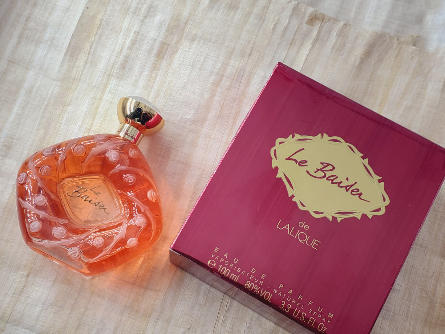 Le Baiser Lalique for women EDP Spray 100 ml 3.4 oz OR 50 ml 1.7 oz, Vintage, Rare
