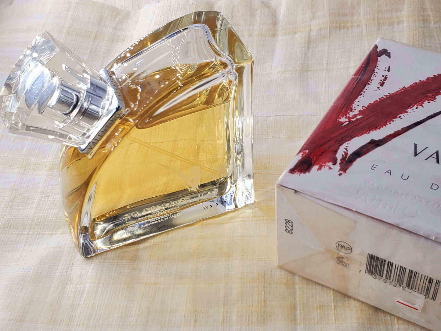 Valentino V Pour Femme EDP Spray 90 ml 3 oz OR 50 ml 1.7 oz OR 30 ml 1 oz, Vintage, Rare, Sealed