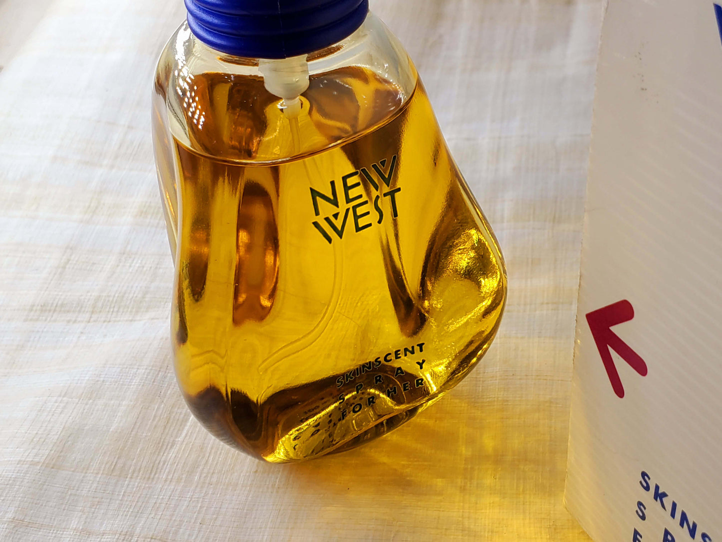 New West Aramis Skinscent For Women Spray 100 ml 3.4 (OR) 50 ml 1.7 oz (Or) 30 ml 1 oz, Rare, Vintage