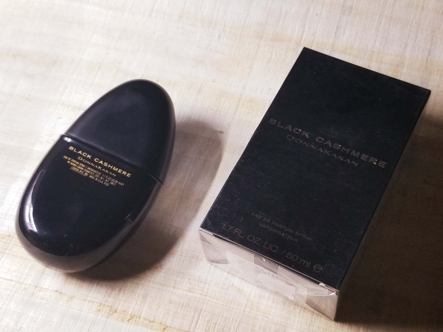 Black Cashmere Donna Karan EDP Spray 100 ml 3.4 oz OR 50 ml 1.7 oz, Vintage, Rare, Sealed