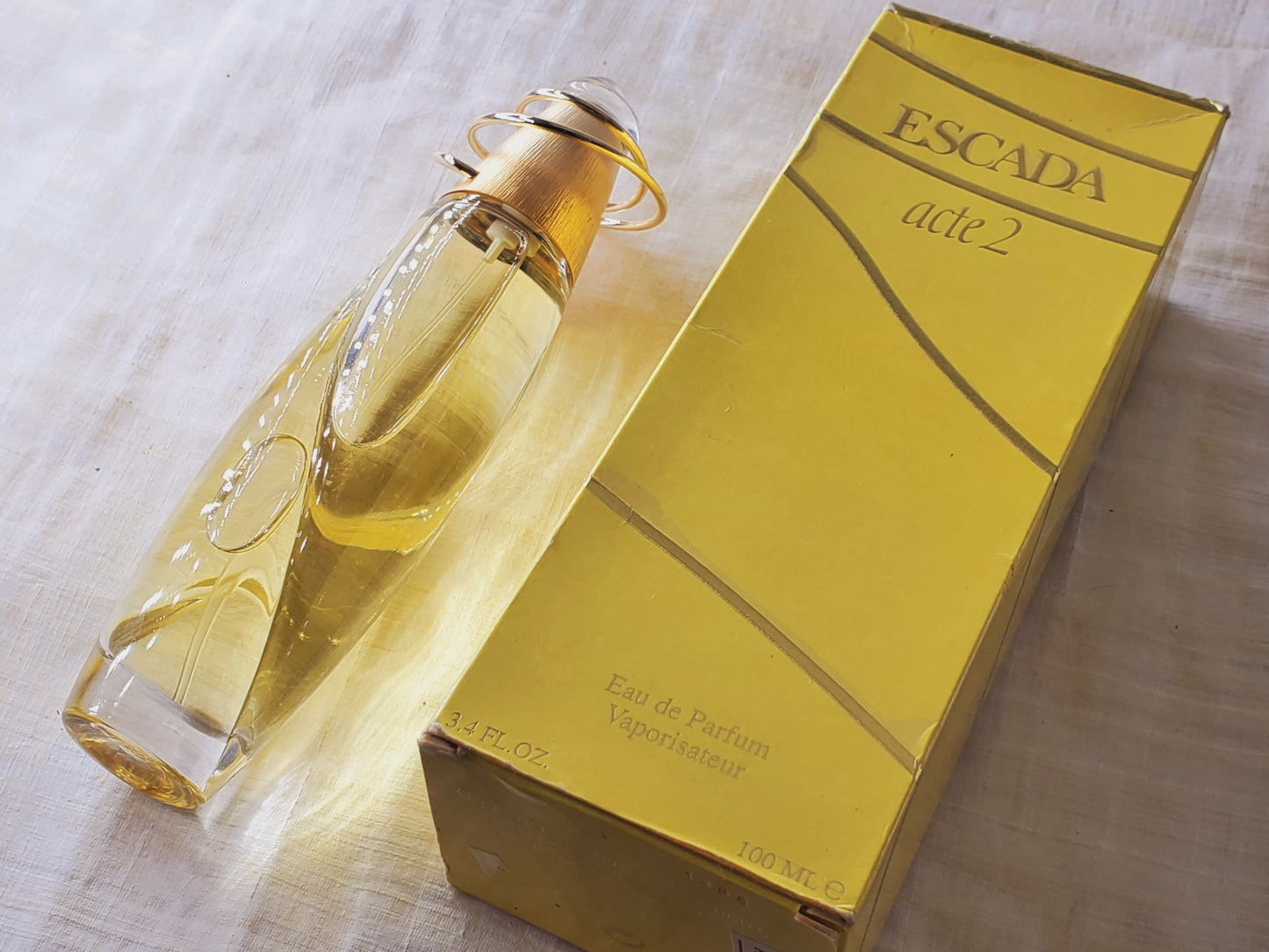 Escada Acte 2 for women EDP Spray 100 ml 3.4 oz, Vintage, Rare