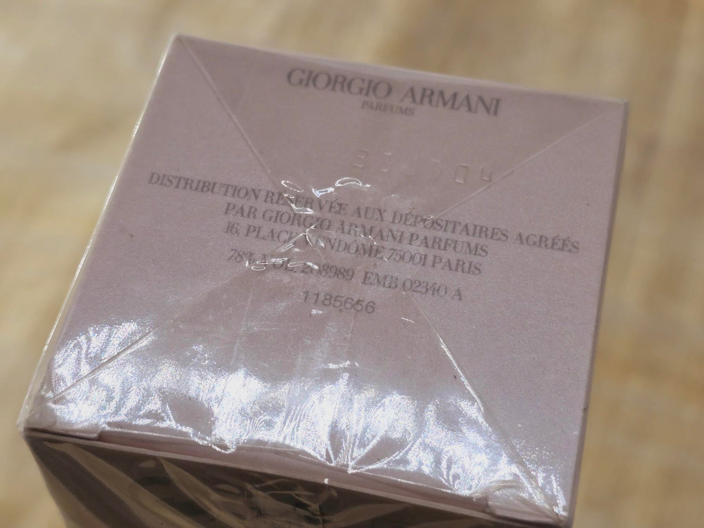 Armani Mania Giorgio Armani for women EDP Spray 75 ml 2.5 oz Or 50 ml 1.7 oz, Vintage, Rare, Sealed