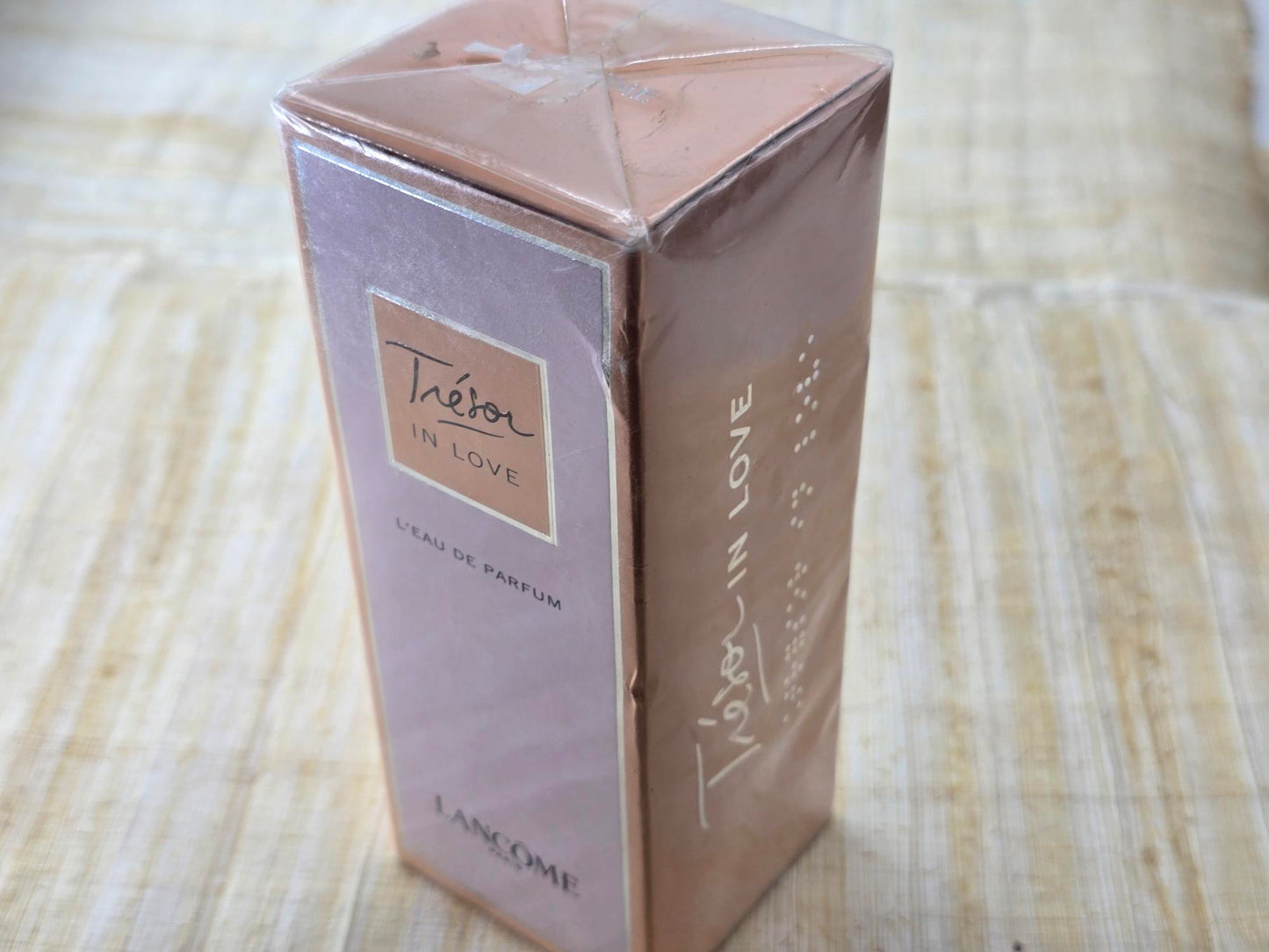 Tresor In Love Lancôme for women L'EAU De Parfum Spray 75 ml 2.5 oz, Vintage, Rare, Sealed