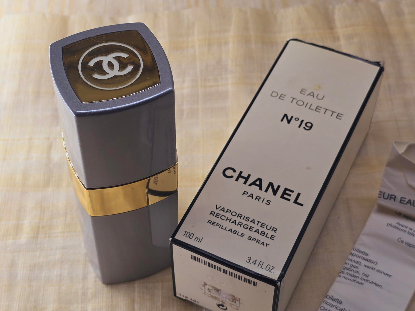 Chanel N°19 Chanel for women EDT Spray 100 ml 3.4 oz, Vintage, Rare