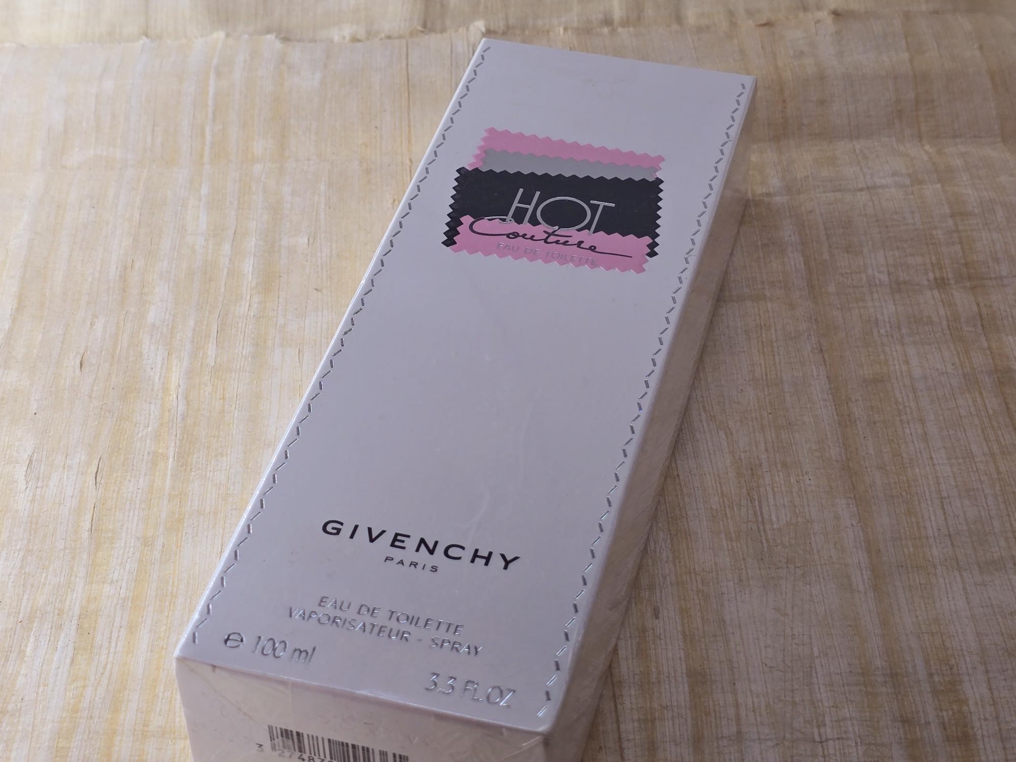 *RARE* factory Vintage Givenchy HOT COUTURE Eau de Parfum 1 oz Spray