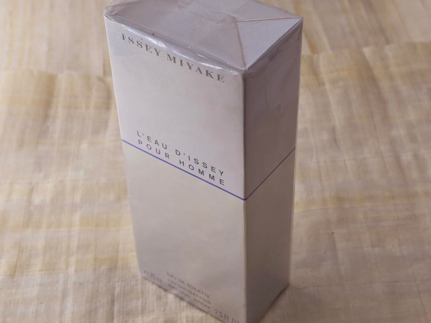 L'Eau d'Issey Pour Homme Issey Miyake for men EDT Spray 125 ml 4.2 oz Or 75 ml 2.5 oz, Rare, Vintage, Sealed