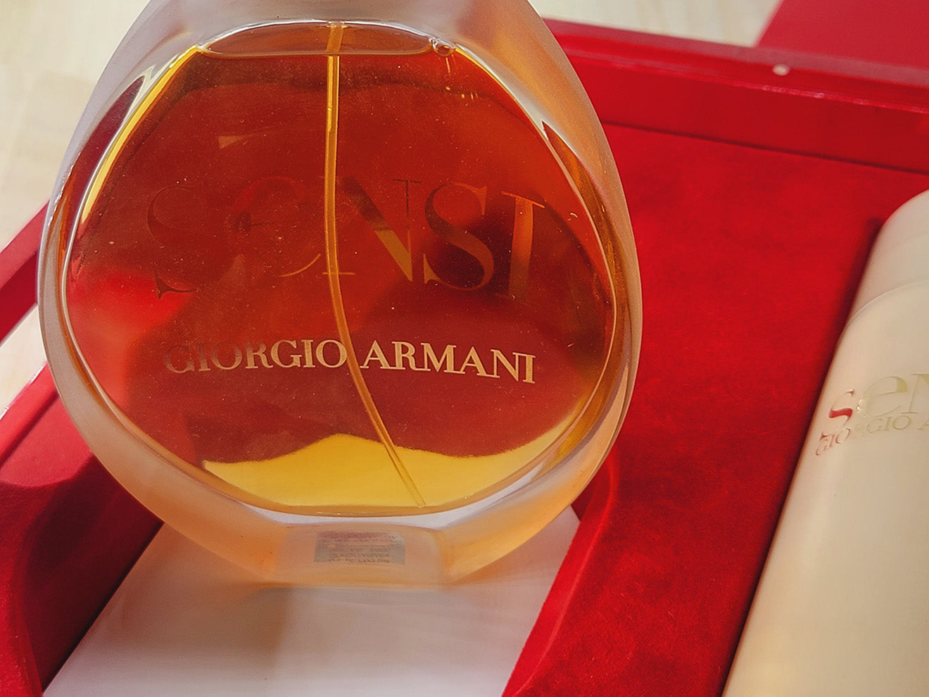 Giorgio Armani Sensi EDP Spray 100 ml 3.4 oz + Shower Jel, Vintage, Rare, As Pic, SET