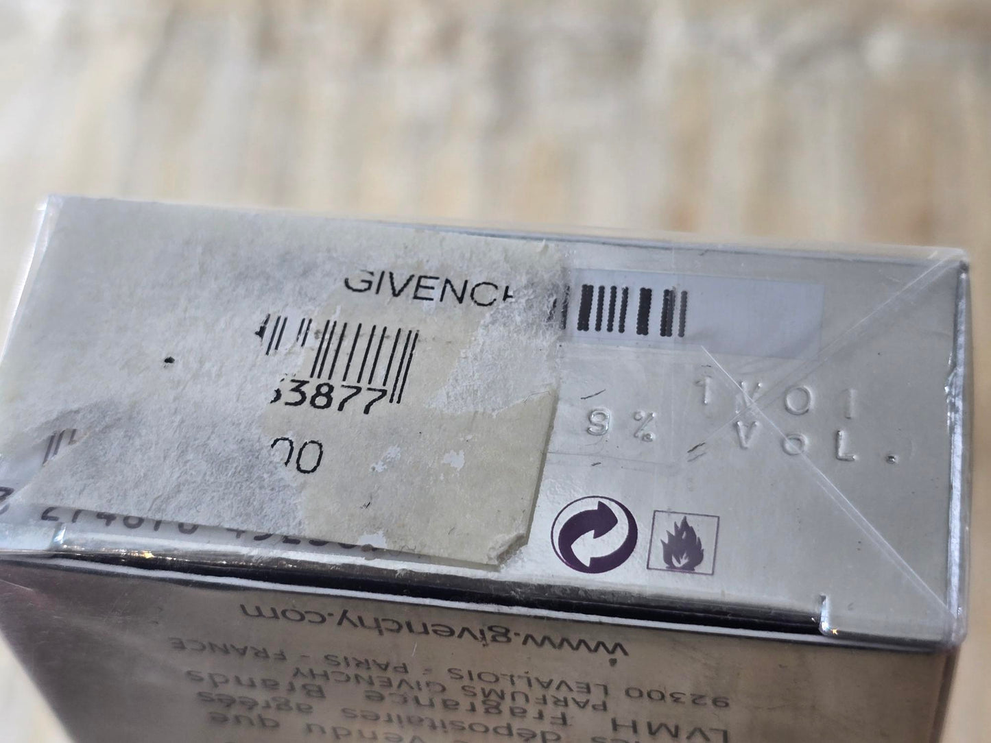 Play For Her Givenchy for women EDP Spray 75 ml 2.5 oz, Vintage, Rare, Sealed