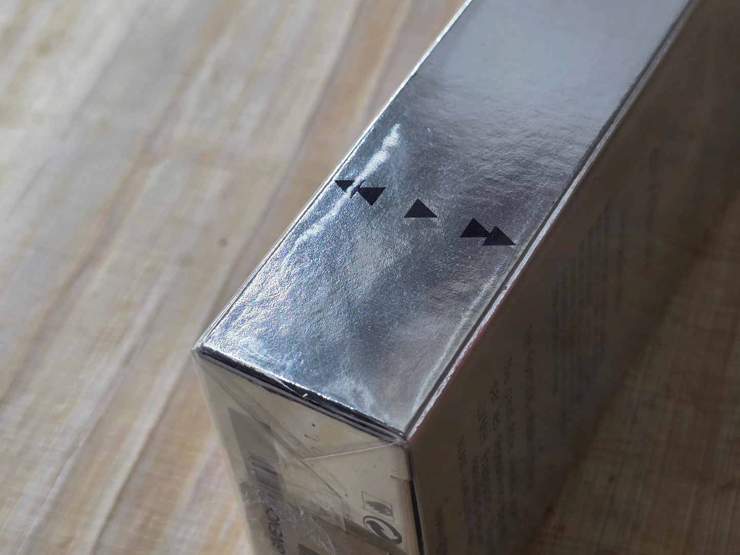 Play For Her Givenchy for women EDP Spray 75 ml 2.5 oz, Vintage, Rare, Sealed