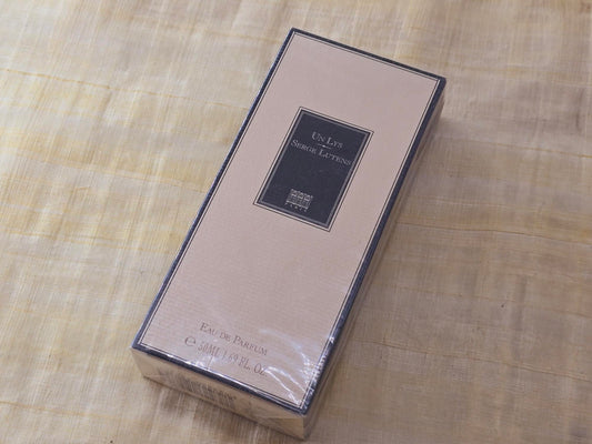 Un Lys Serge Lutens (Shiseido version) Unisex EDP Spray 50 ml 1.7 oz, Vintage, Rare, Sealed