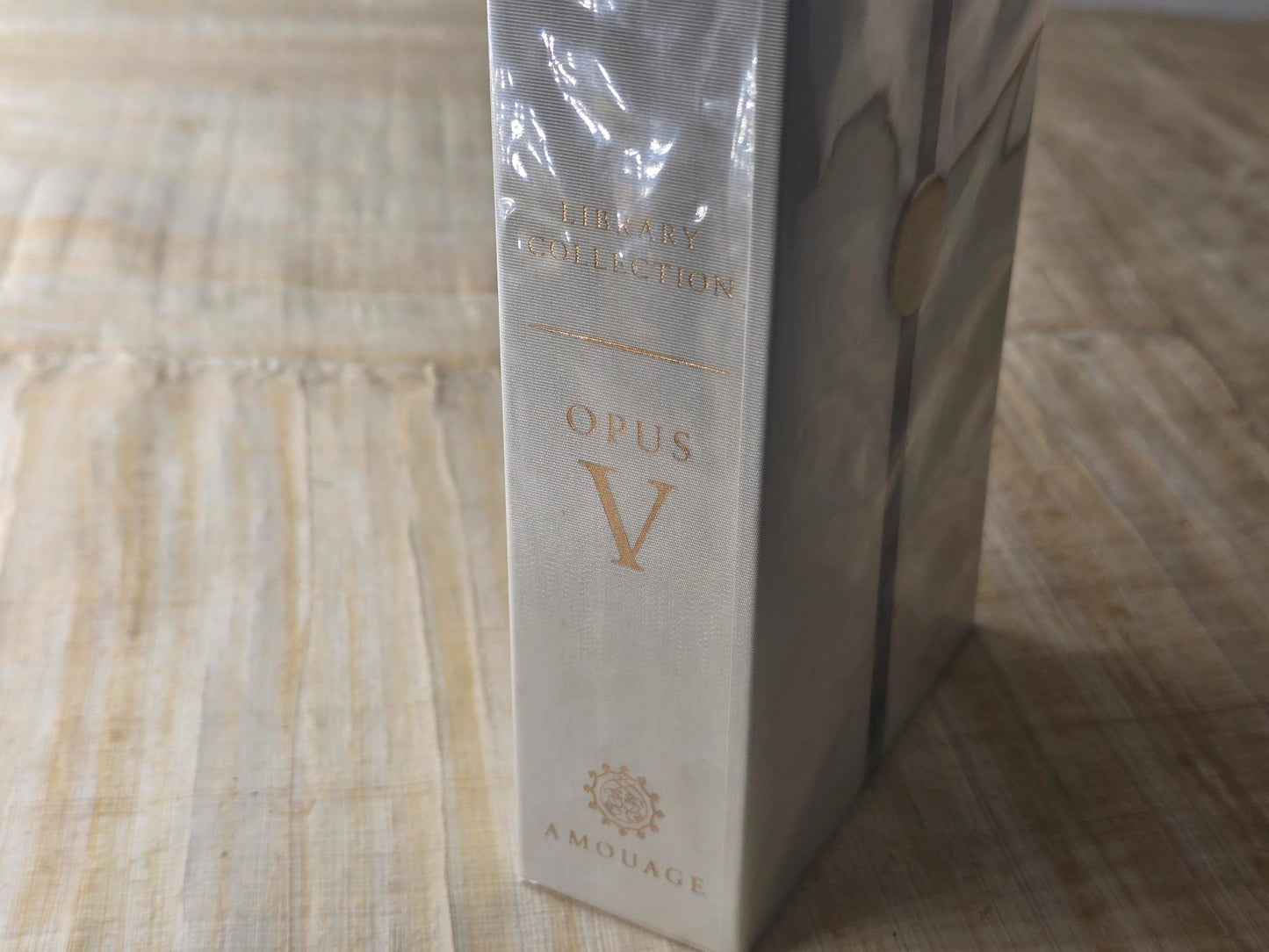 Amouage The Library Collection Opus V - Unisex EDP Vintage Oman (100ml / 3.4oz) - Sealed