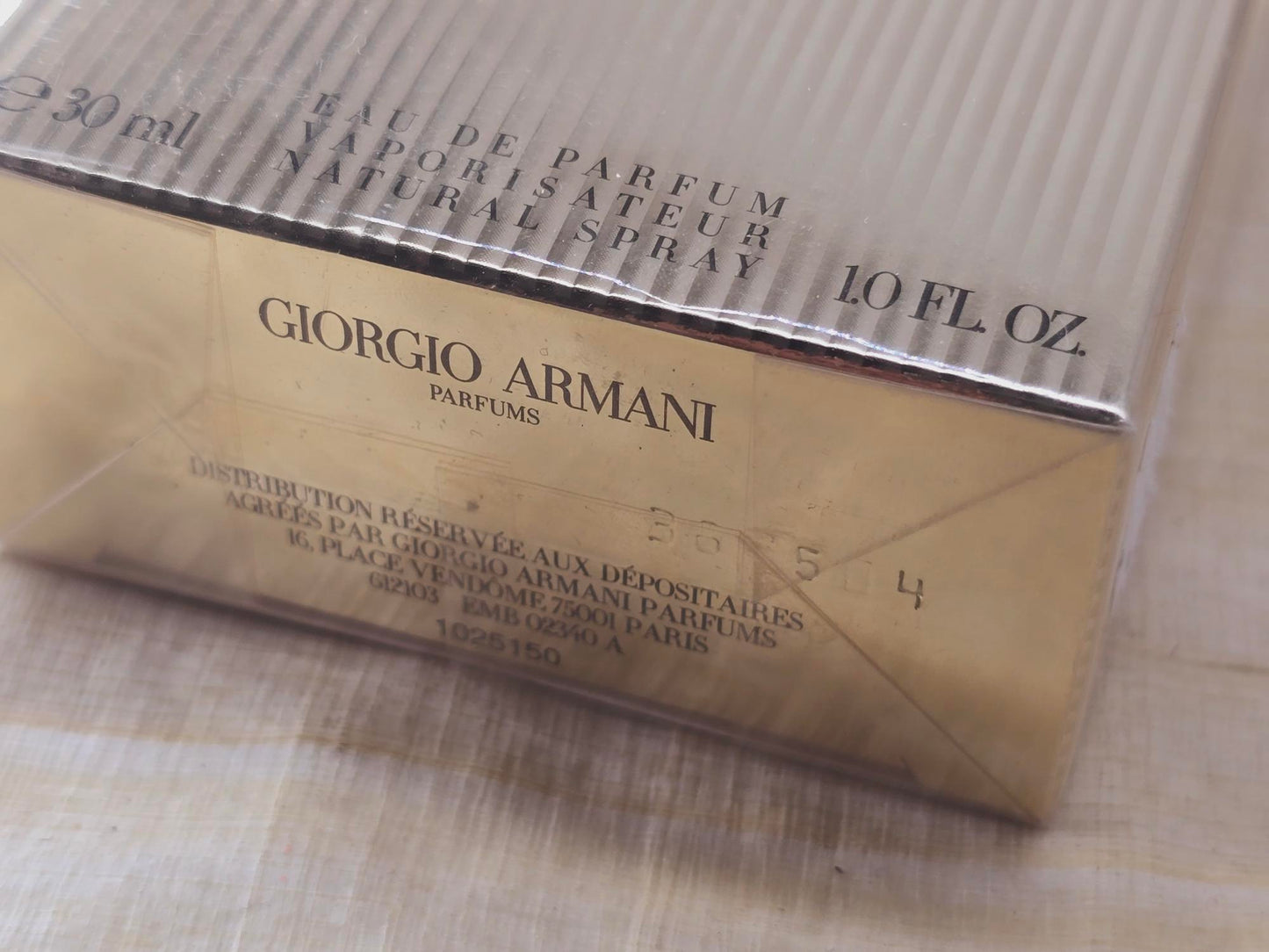 Idole d'Armani Giorgio Armani for women EDP Spray 75 ml 2.5 oz Or 50 ml 1.7 oz Or 30 ml 1 oz, Vintage, Rare, Sealed