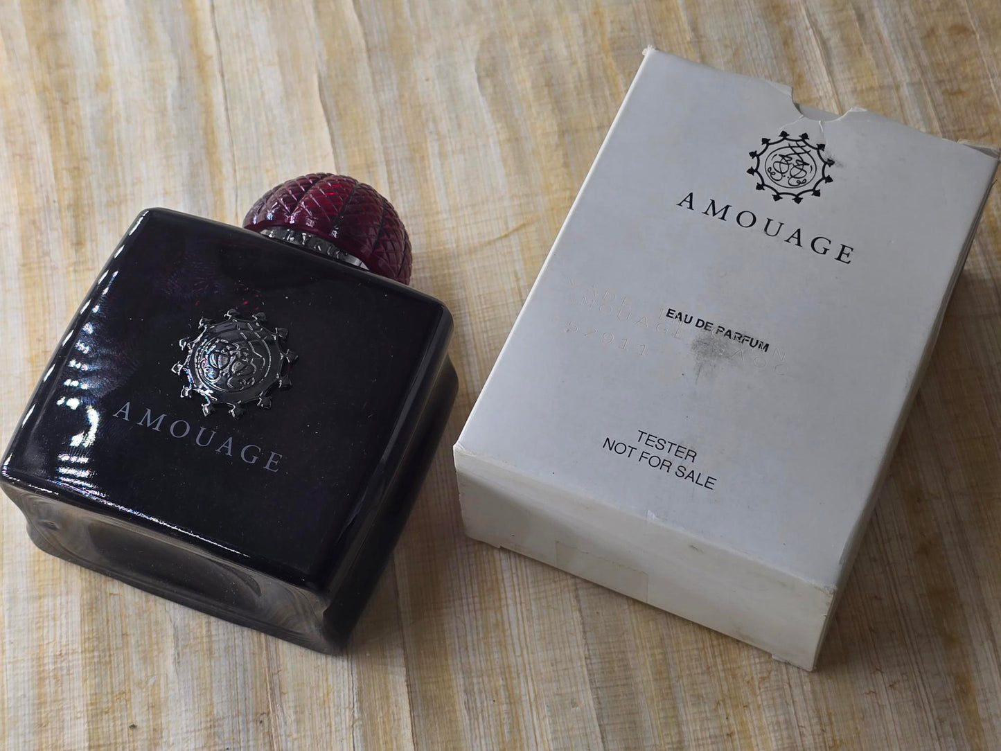 Amouage Lyric Woman EDP Vintage Oman Non-magnetic Cap (100ml / 3.4oz) - Tester