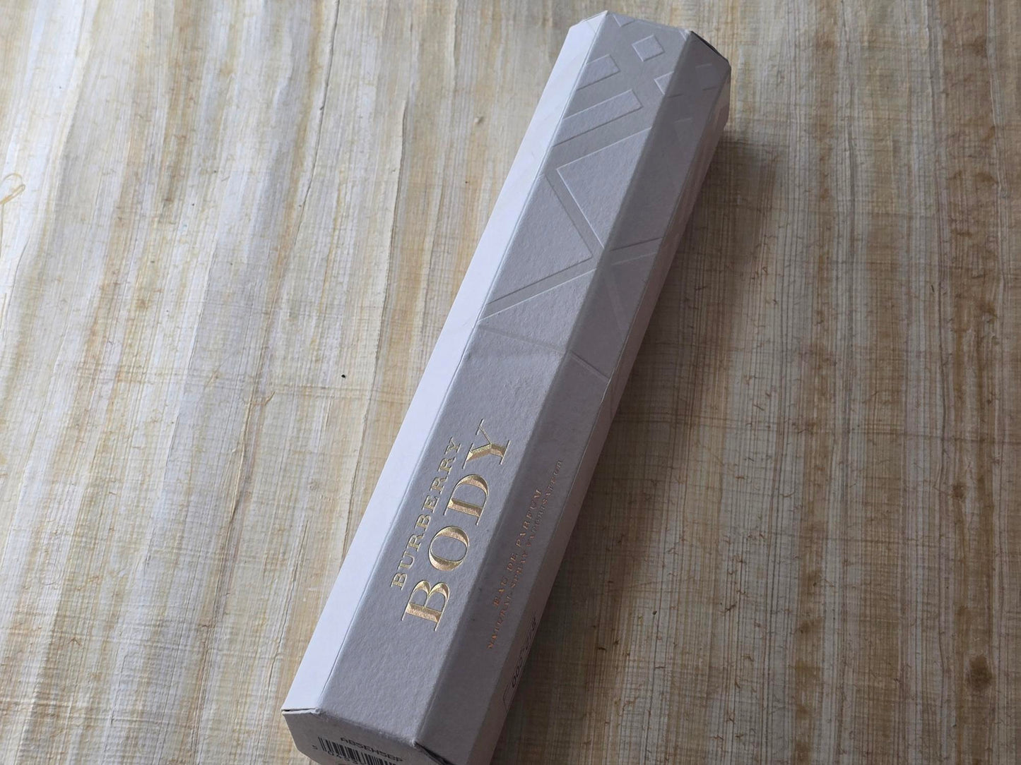 Body Burberry for women EDP Spray 85 ml 2.8 oz Or 60 ml 2 oz, Vintage 2014, Rare