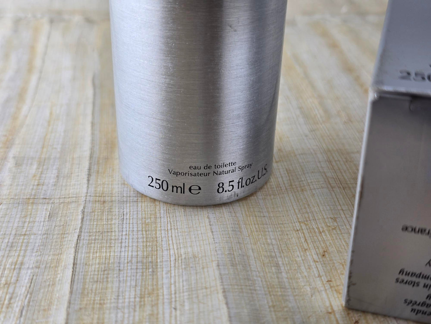 Bois d'Iris The Different Company Unisex EDT Splash & Spray 250 ml 8,5 oz, Ultra Rare, Vintage, Hard to find