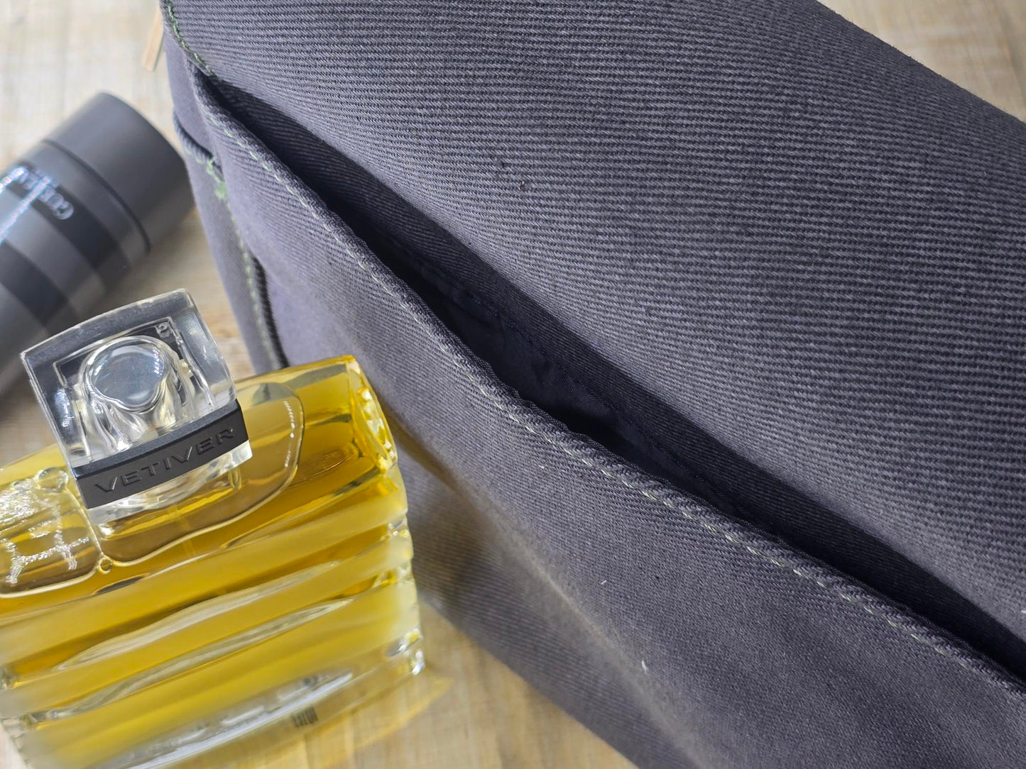 Guerlain Vetiver Vintage Set for Men EDT 125ml 4.2 oz + Shampoo + Original Guerlain Bag Rare