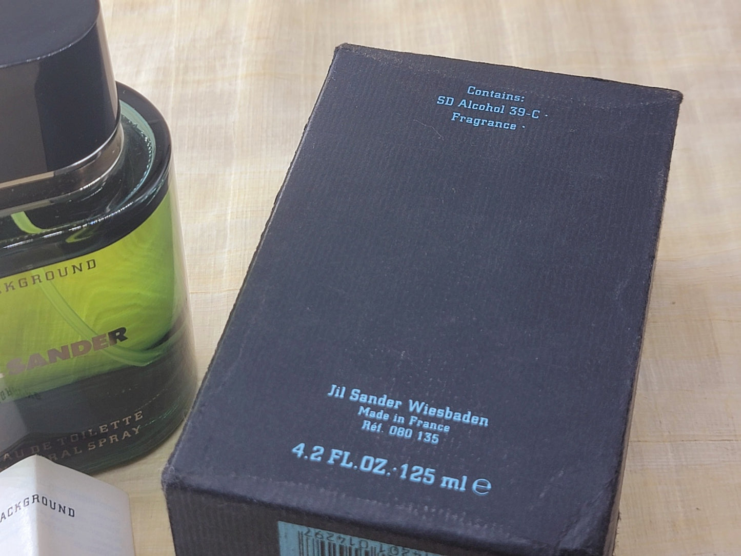 Background Jil Sander for men EDT Spray 125 ML 4.2 oz, Vintage, Rare, As pics