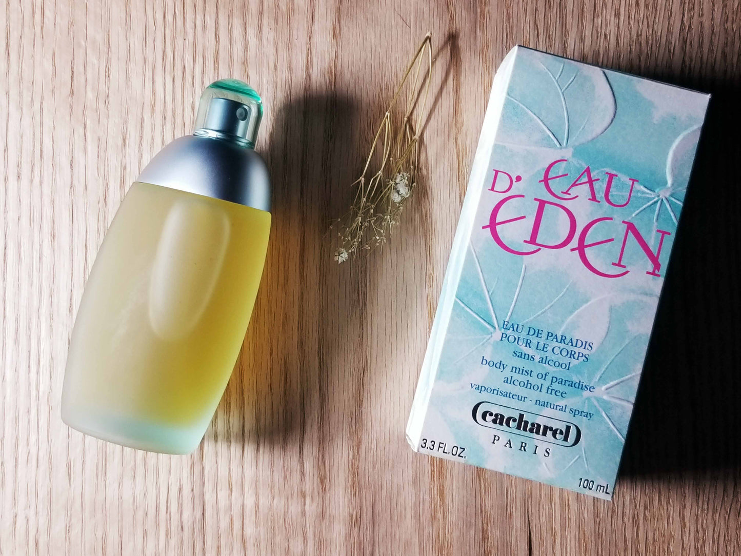 Eau d'Eden Cacharel for women Body Mist Spray 100 ml 3.4 oz, Vintage, Rare, Sealed