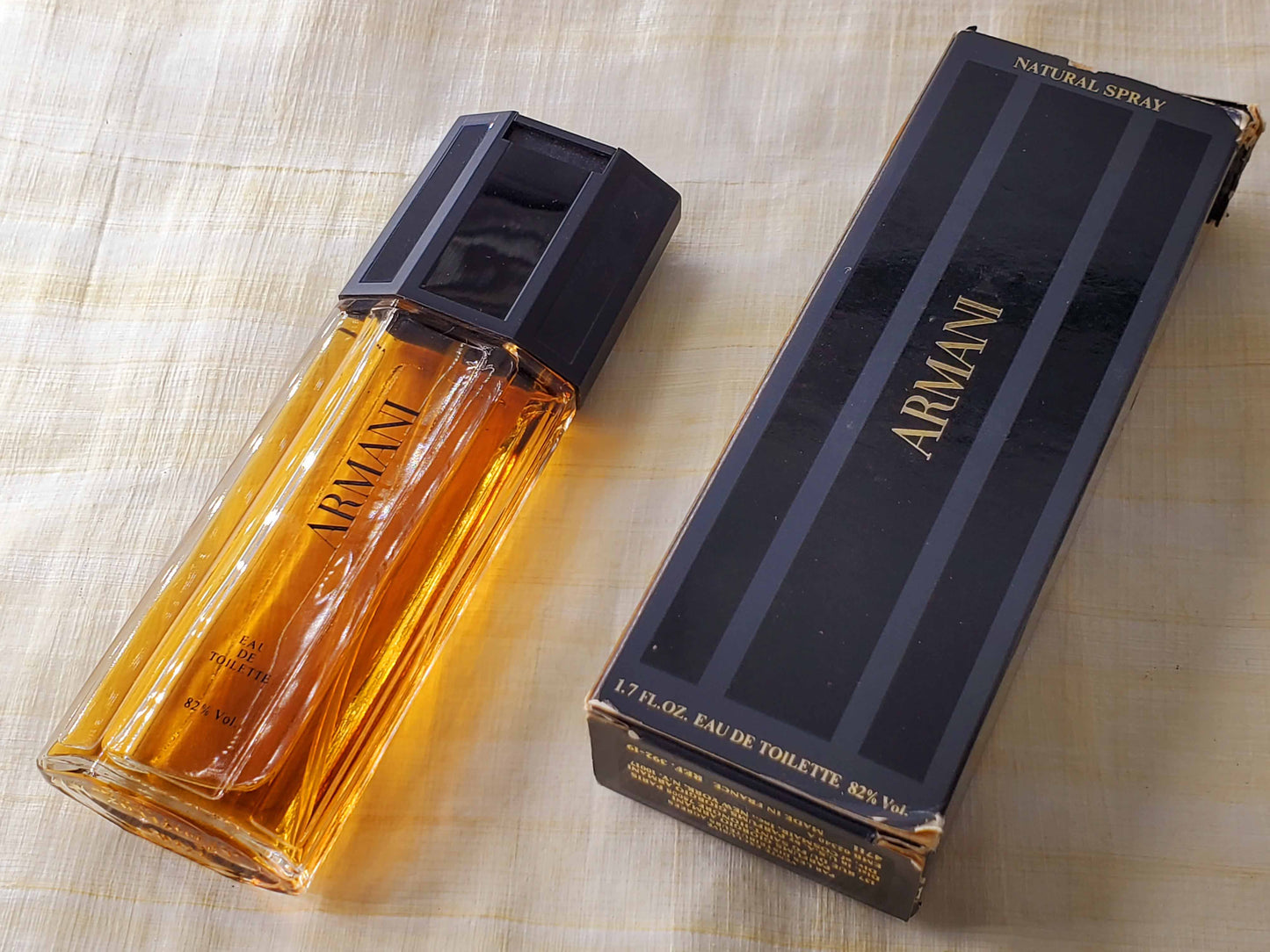 Giorgio Armani EDT Classic Spray 50 ml 1.7 oz, Vintage, Rare, Same photos, Slightly damaged box