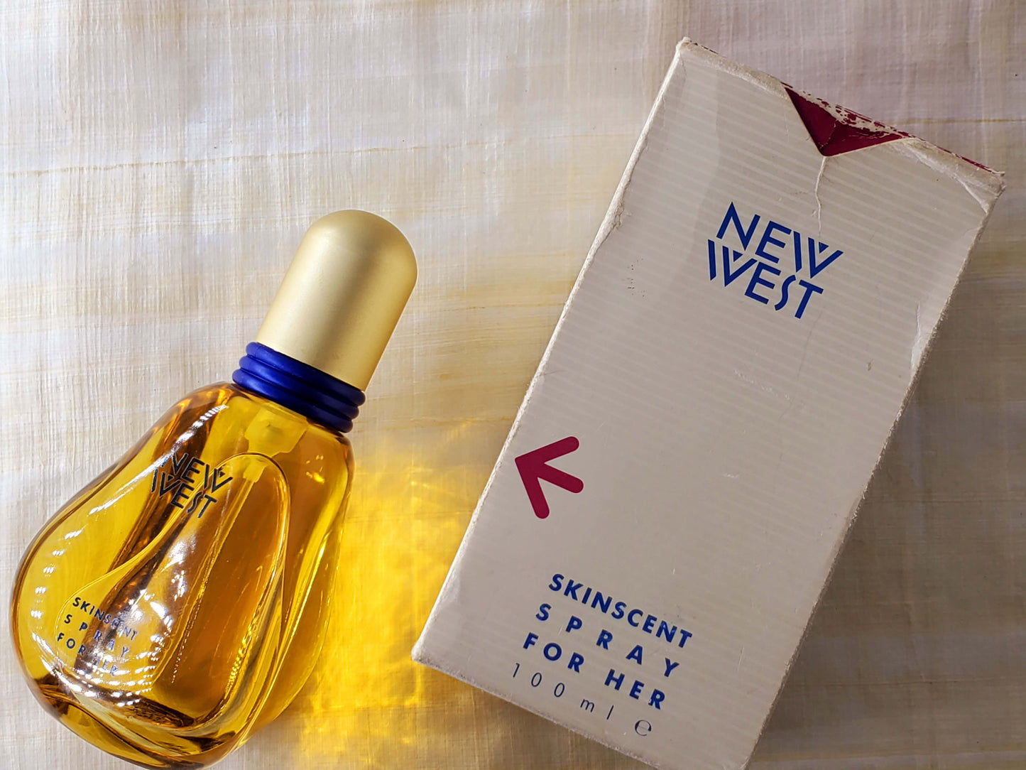 New West Aramis Skinscent For Women Spray 100 ml 3.4 (OR) 50 ml 1.7 oz (Or) 30 ml 1 oz, Rare, Vintage