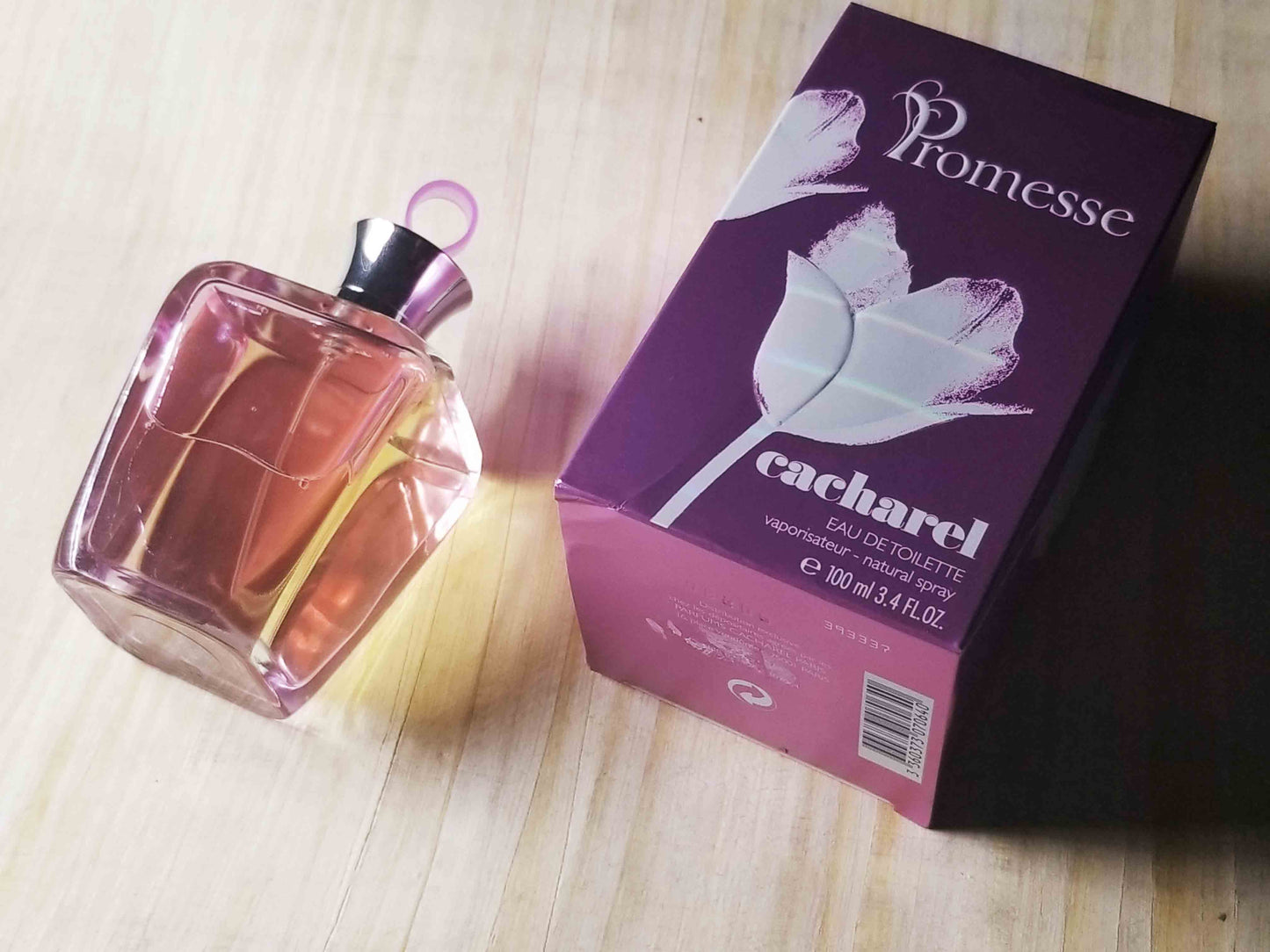 Promesse by Cacharel EDT Spray for women Spray 100 ml 3.4 oz Or 50 ml 1.7 oz, Vintage, Rare, Sealed