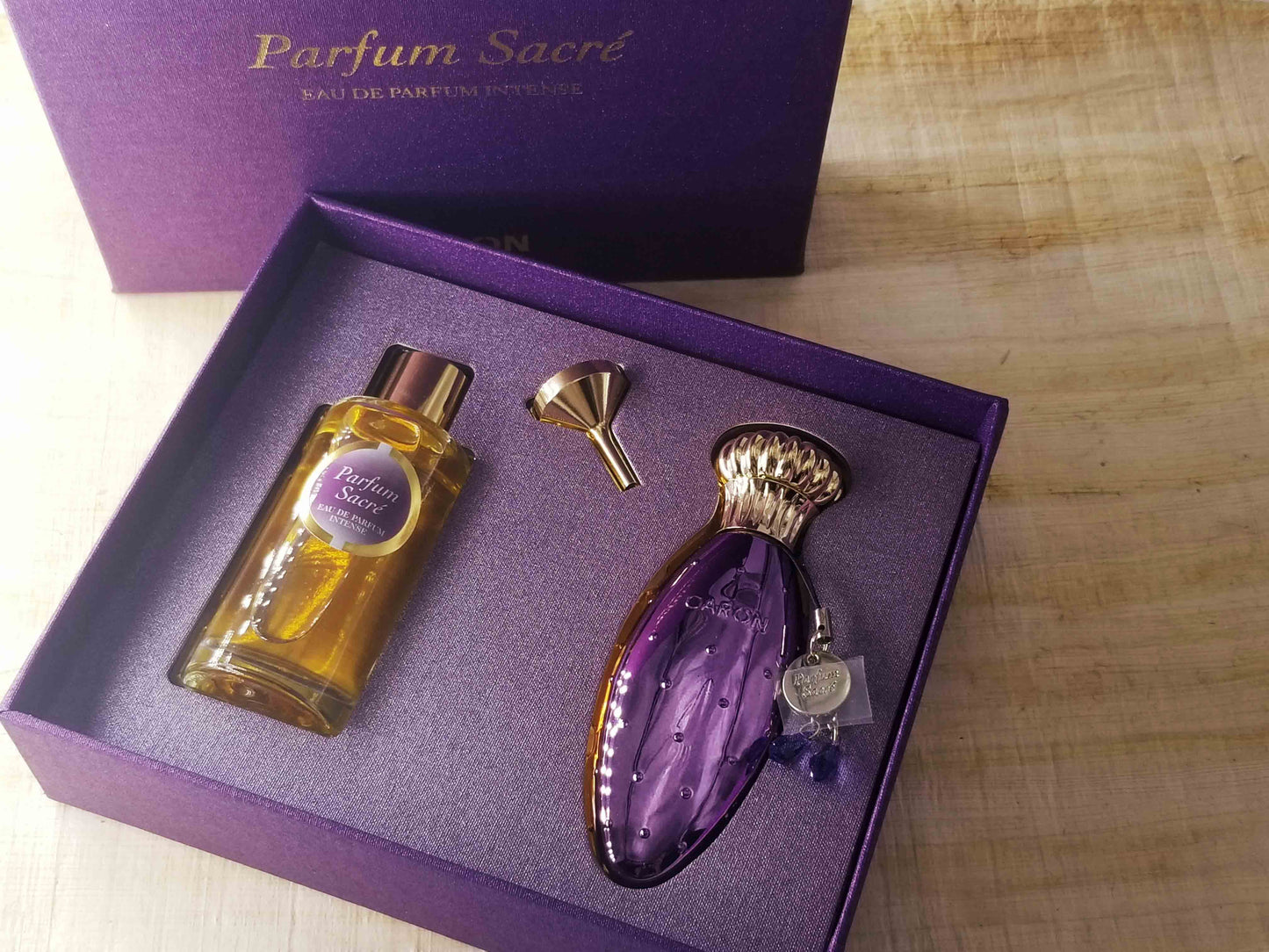 Parfum Sacre Eau de Parfum Intense Caron for women EDP Spray 50 ml 1.7 oz, Vintage, Rare