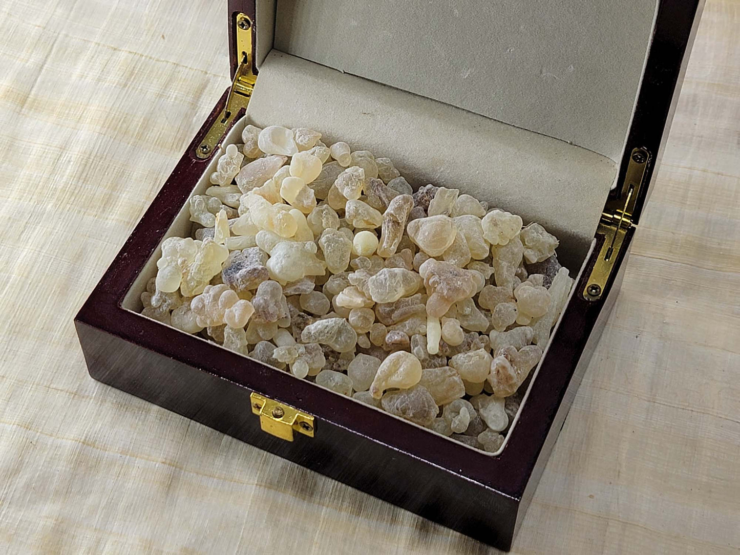 Organic Hojari Frankincense for Home Incense Omani Small Pieces 200 g Or 500 g Or 1 Kilo