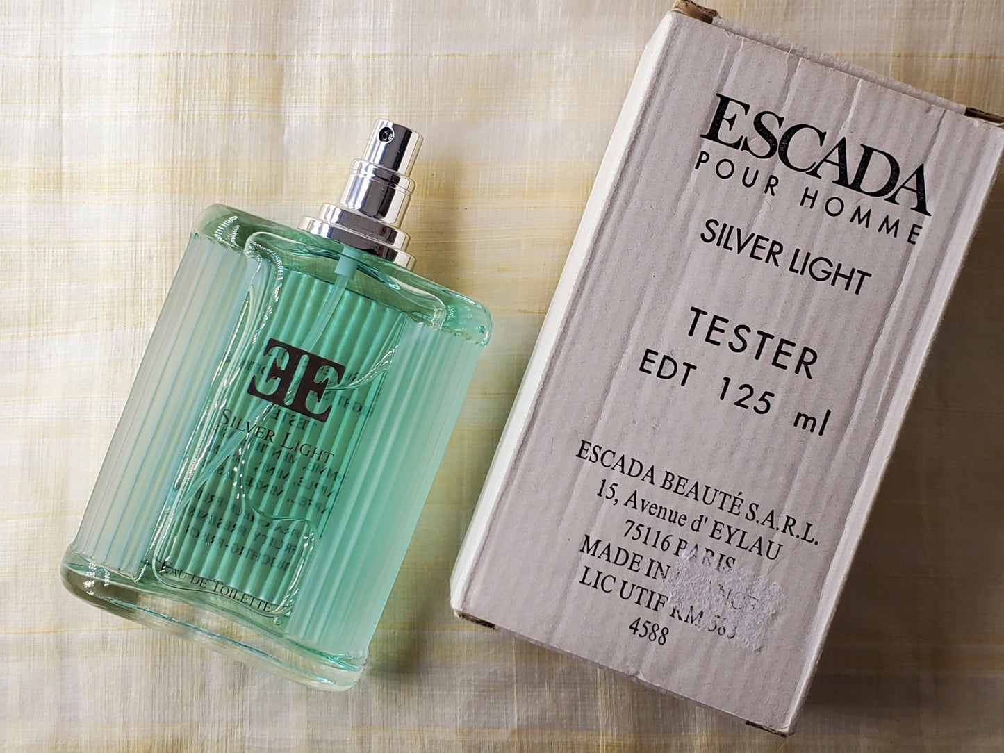 Escada pour Homme Light Silver Edition for men EDT TESTER Spray 125 ml 4.2 oz, Vintage